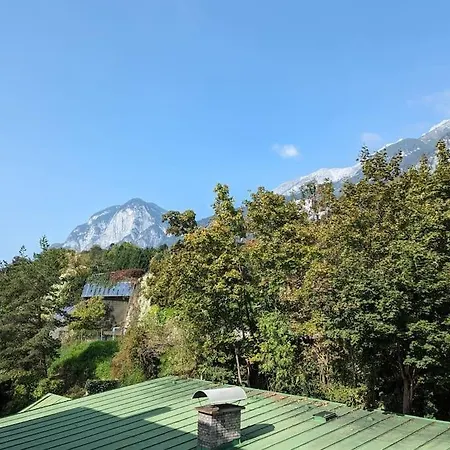 Cosy In Tyrolean Flat 아파트 *